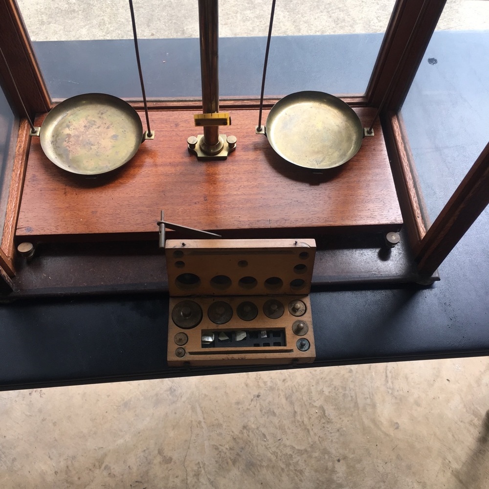 Balance weigher - Picture 2 of 2